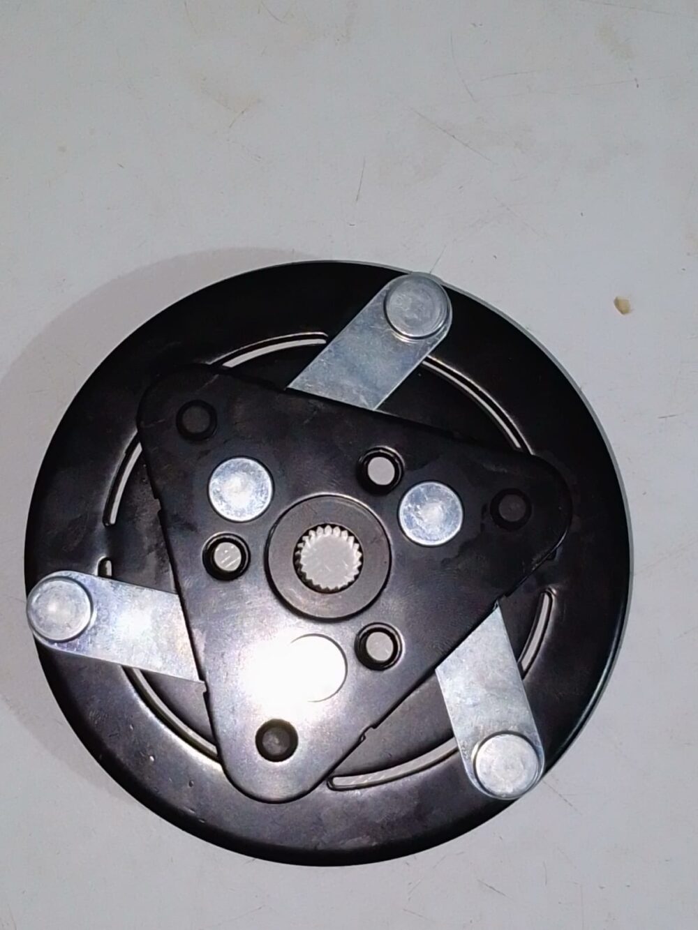 Plato Embrague De Compresor Sd7v16 A/c Volkswagen Jetta Clasico, A4 - Imagen 4