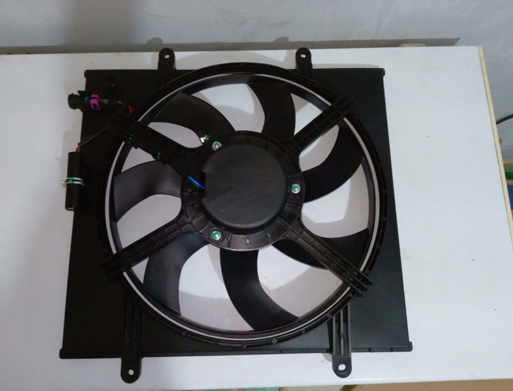 ENSAMBLE MOTO VENTILADOR DE RADIADOR CHEVROLET TORNADO VAN 2022-2025 - Imagen 2